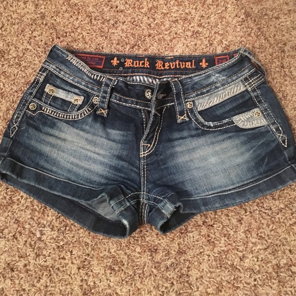 Rock revival jean shorts