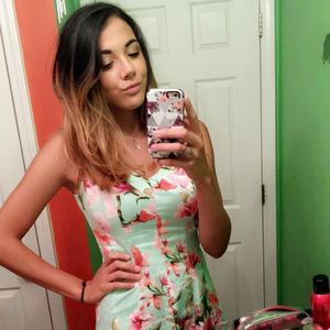 Meet your Posher, Dana