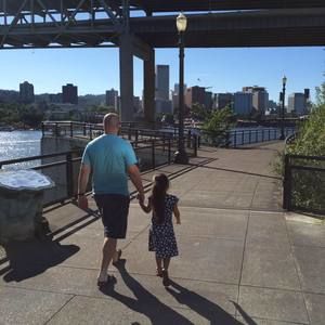 Meet your Posher, Carlos