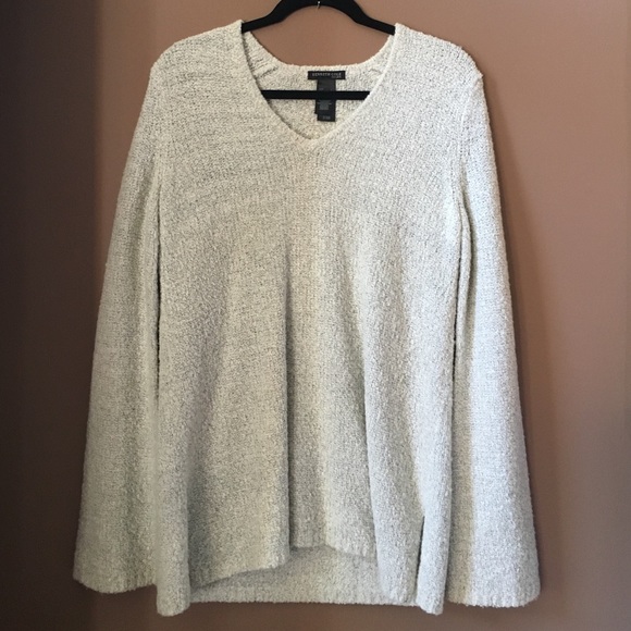 Kenneth Cole Sweaters - 👢Kenneth Cole NY Sweater