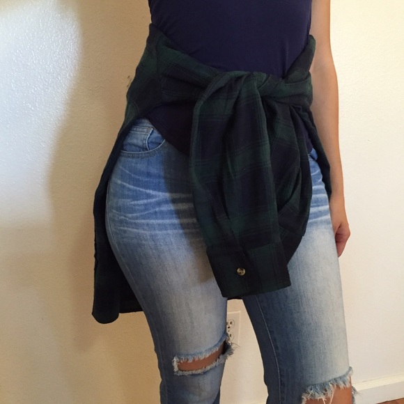 - LAST ONE - Oversized Boyfriend Flannel - Picture 3 of 4