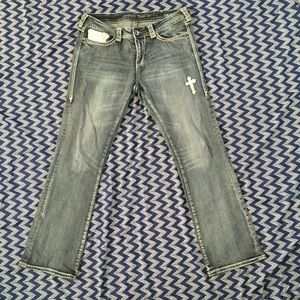 Cowgirl tuff jeans cross bling
