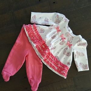 Newborn outfit