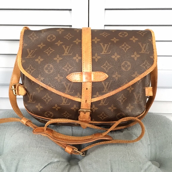 Louis Vuitton SAUMUR30 Crossbody Bag