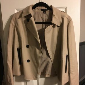 Cleaning out closet and only wore it once.