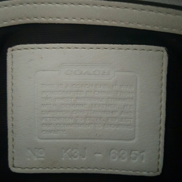 Coach Small Hobo - Picture 4 of 4