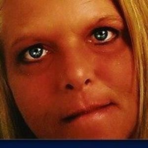 Meet your Posher, Iris