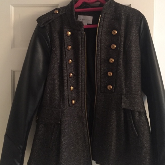 ‼️REDUCED‼️ BCBG peplum coat