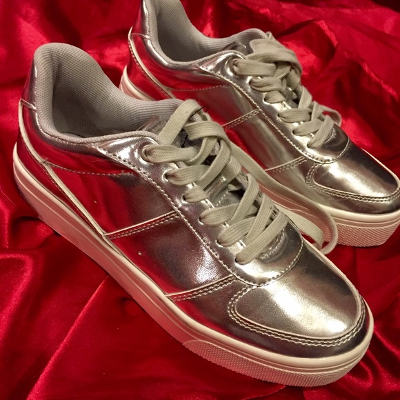 Silver metallic sneakers