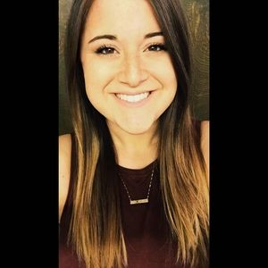 Meet your Posher, Kelsey