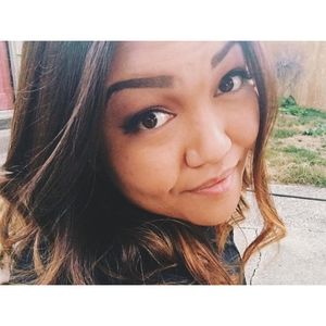 Meet your Posher, Roxanne