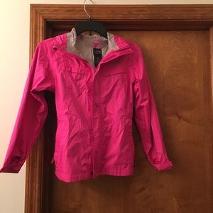 Girls north face rain coat. Size m