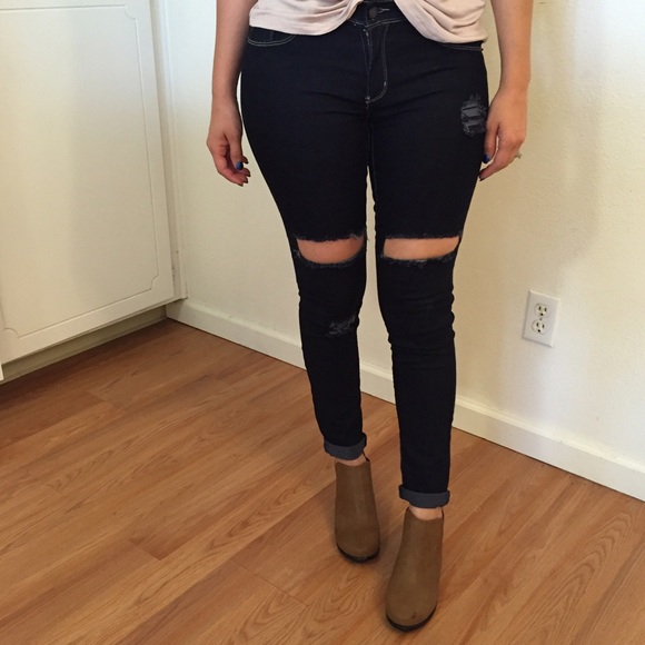 Boutique Denim - •LAST 1• Destroyed Dark Denim Skinnies