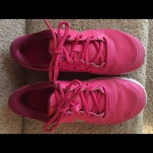 Pink nike sneakers. Size 2.5 girls