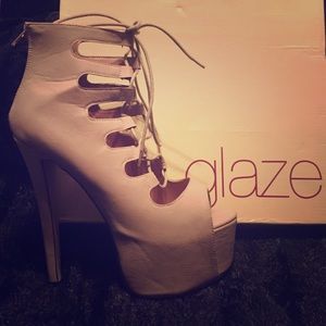 Tan Lace up sandals