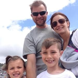 Meet your Posher, Eve