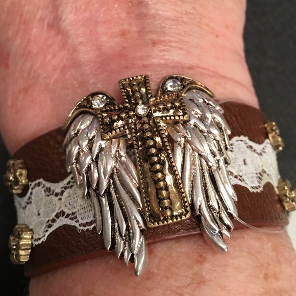 Angel Wings and Cross BRACELET. Brown/ beige - Picture 4 of 4