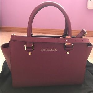 Michael Kors purse