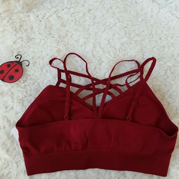 Burgundy sports bra criss Cross STRAPPY  bralette - Picture 3 of 4