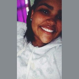 Meet your Posher, Natasha