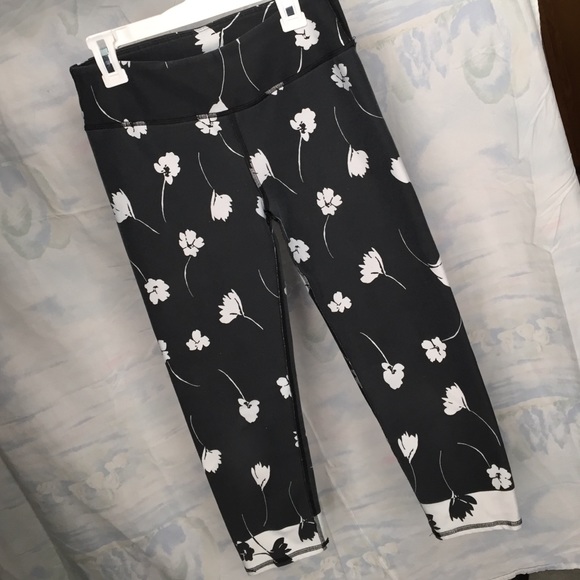 Adorable Fabletics leggings