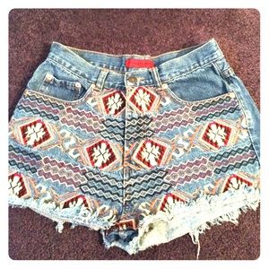 Embroidered high waisted jean shorts