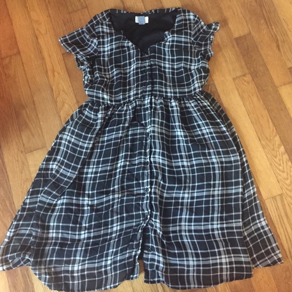Old navy plad baby doll dress
