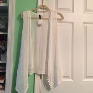 H&M white vest