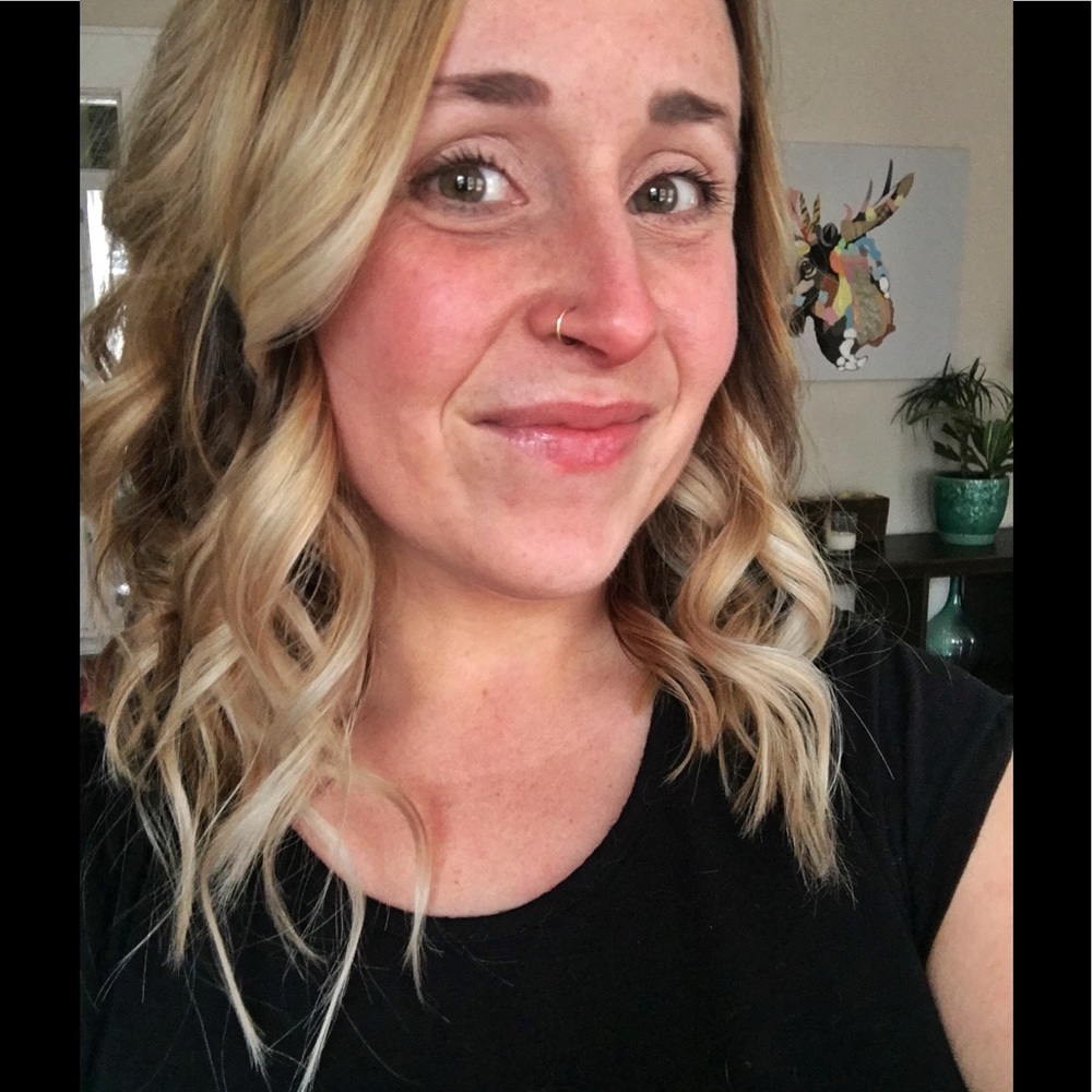 Meet your Posher, Suzie