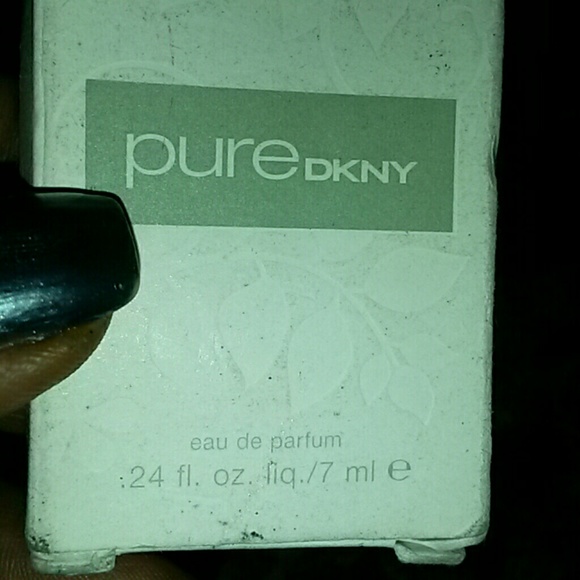 Pure DKNY - Picture 2 of 2