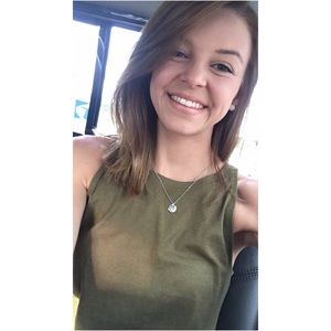 Meet your Posher, Kendra