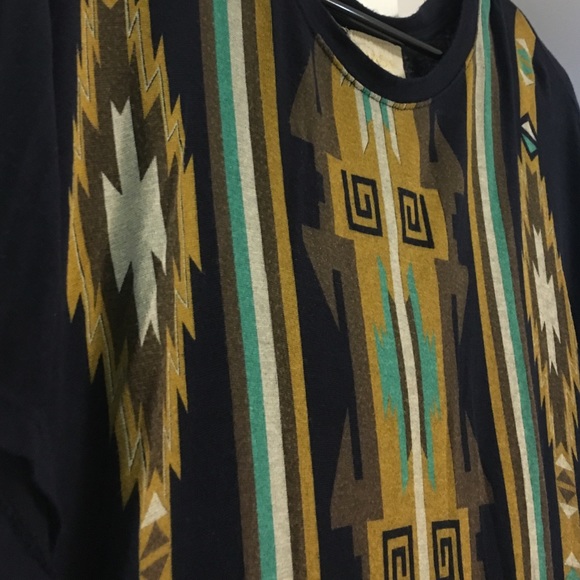 Shirt - Picture 2 of 3