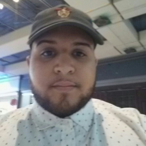 Meet your Posher, Luis - Picture 1 of 1