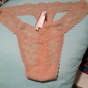 Beige lace VS thong