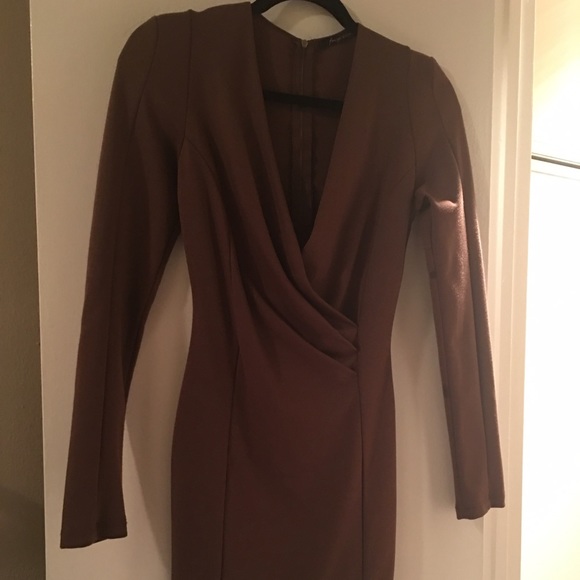 Brown foreign exchange dress. Size small