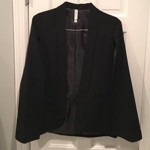 Mural Cape Blazer, Black
