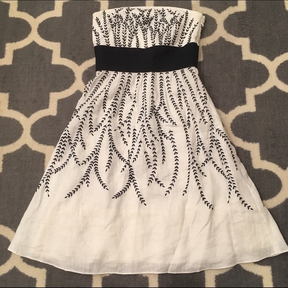 Cream and Navy Strapless Dress