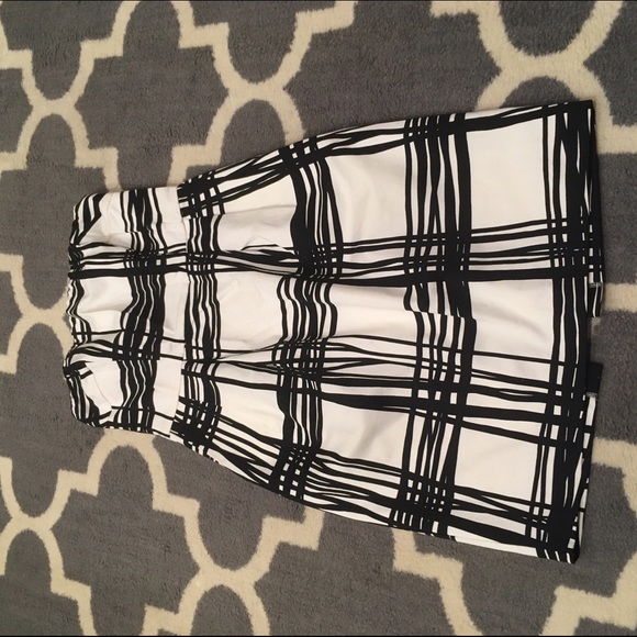 Black and White Patterned Strapless Dress