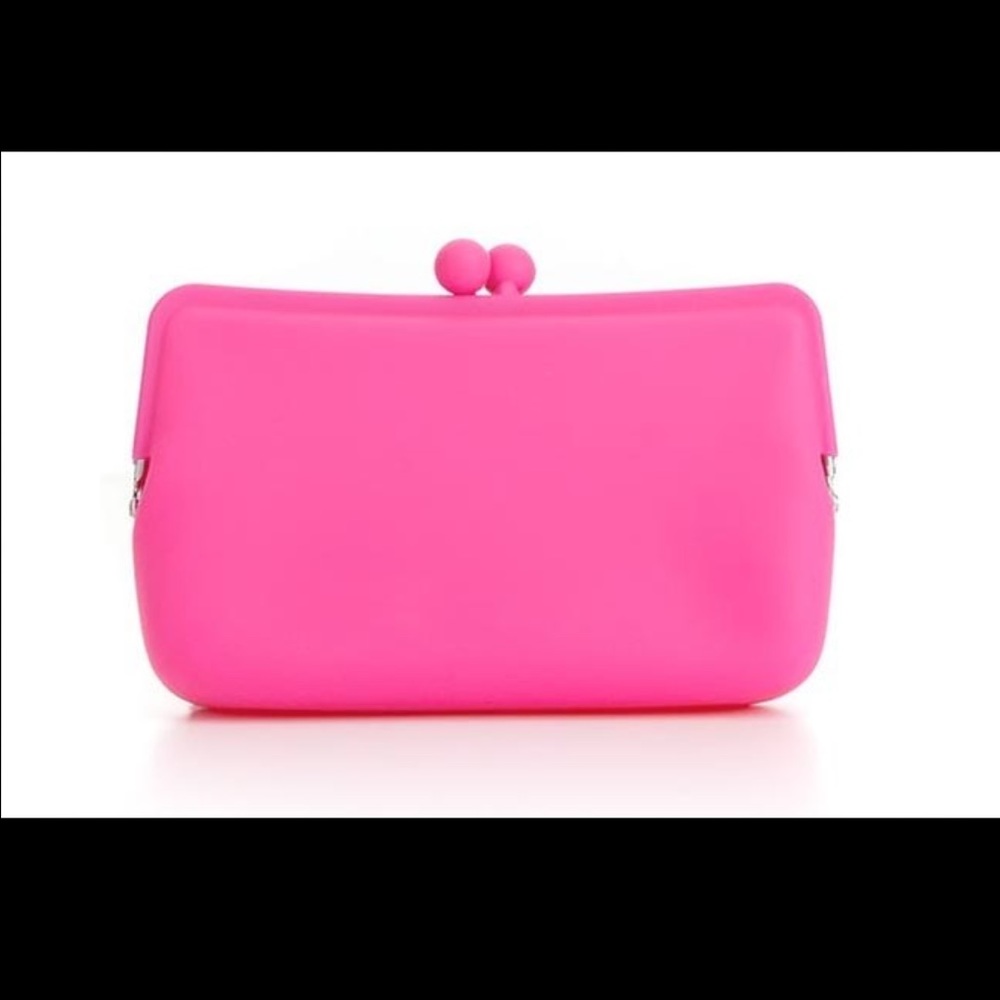 🚨SALE🚨 cute rubber change purse!