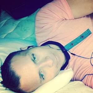 Meet your Posher, Javier