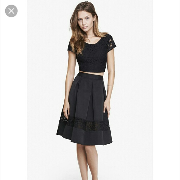 Express pleated midi skirt NWT - Picture 1 of 3