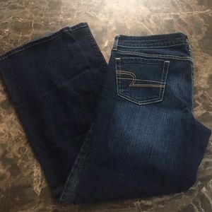 ***SALE*** American Eagle Favorite Boyfriend Jeans