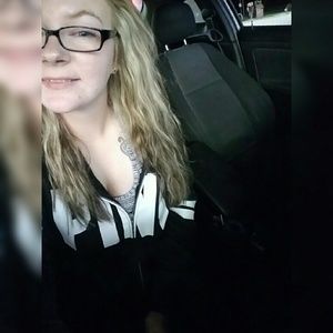 Meet your Posher, Devynn