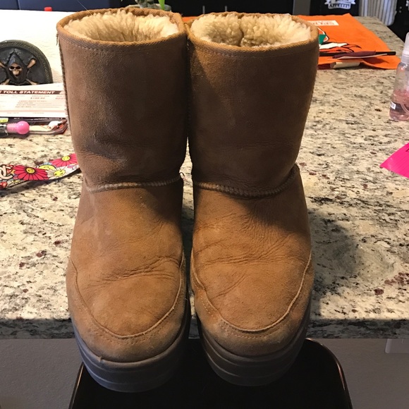 Brown uggs