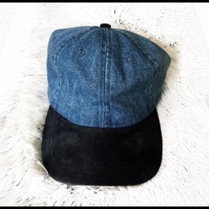 Denim hat with seude brim