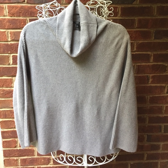Talbots gray sweater size P