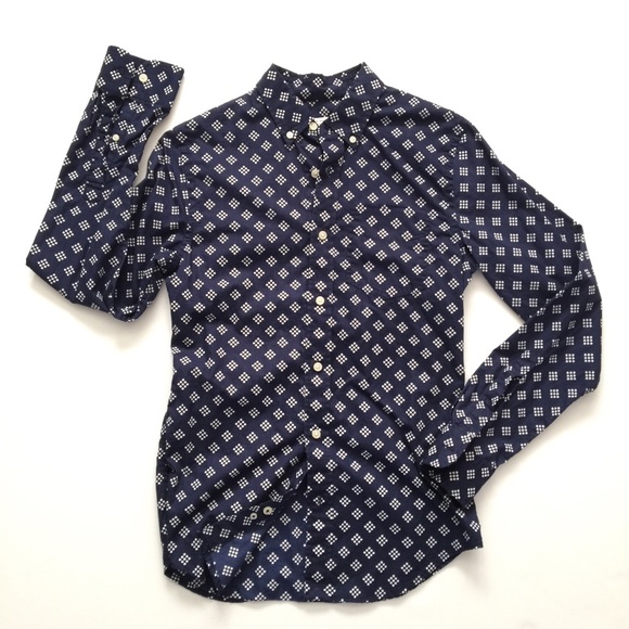 Club Monaco Slim Shirt XS, lots of dots!