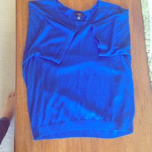 Lightweight short sleeve sweater