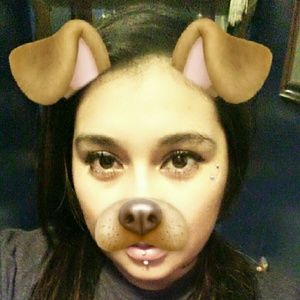 Meet your Posher, Yenni