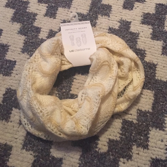 Liz Claiborne Infinity scarf